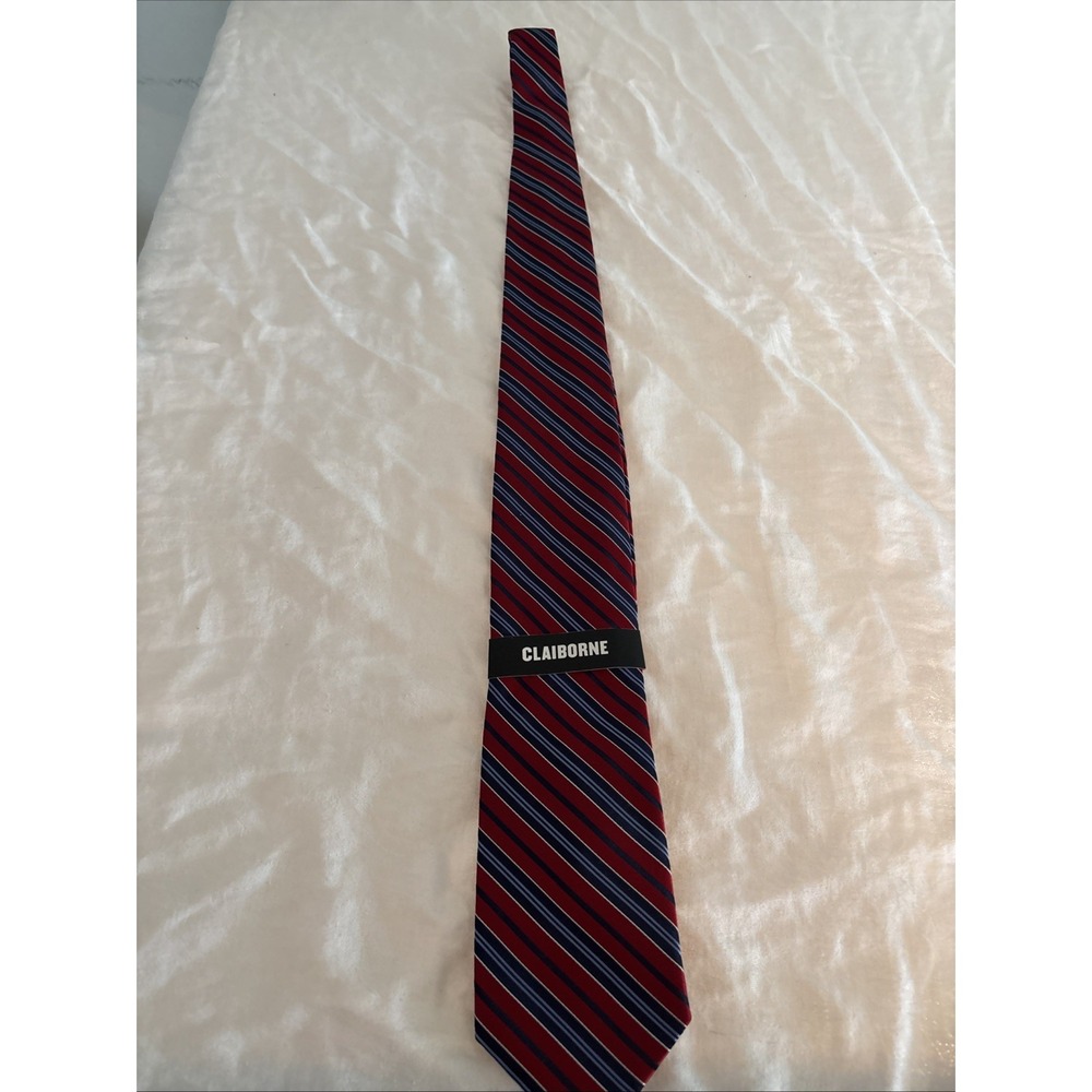 NWT Claiborne, 100% Silk Men's Red‎ And Black Tie